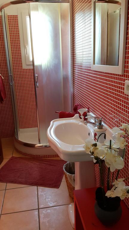 Chambres D'Hotes Des Huppes Nimes Luaran gambar