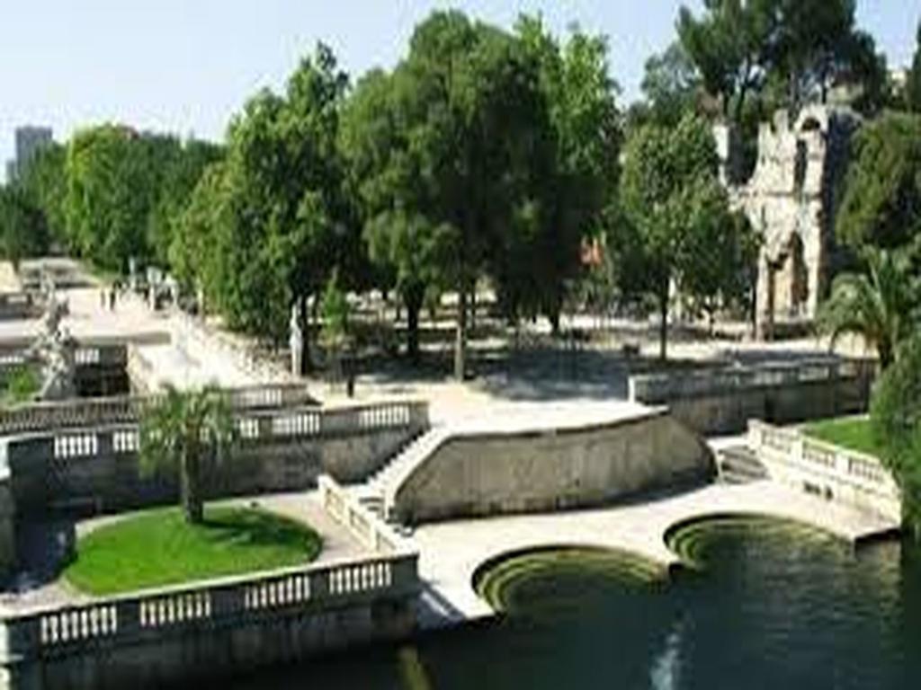 Chambres D'Hotes Des Huppes Nimes Luaran gambar