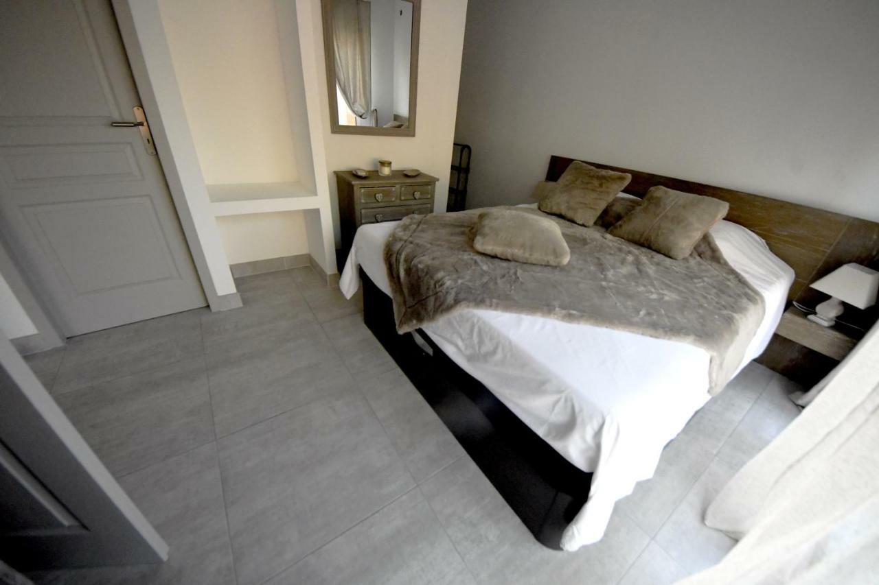 Chambres D'Hotes Des Huppes Nimes Luaran gambar